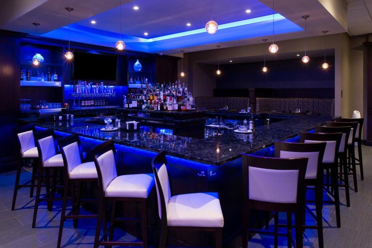 Holiday Inn & Suites - Farmington Hills - Detroit Nw By Ihg Екстериор снимка