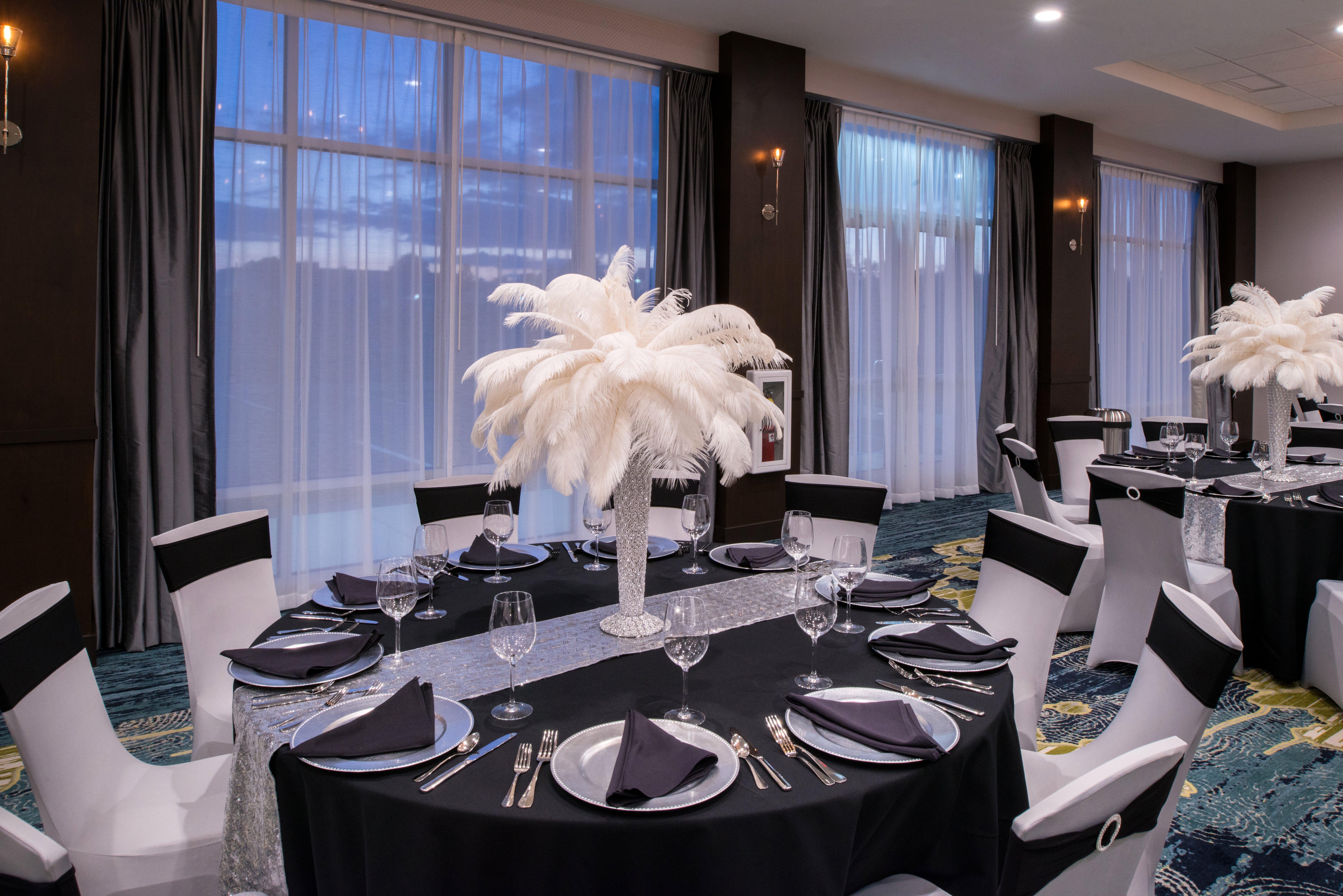 Holiday Inn & Suites - Farmington Hills - Detroit Nw By Ihg Екстериор снимка