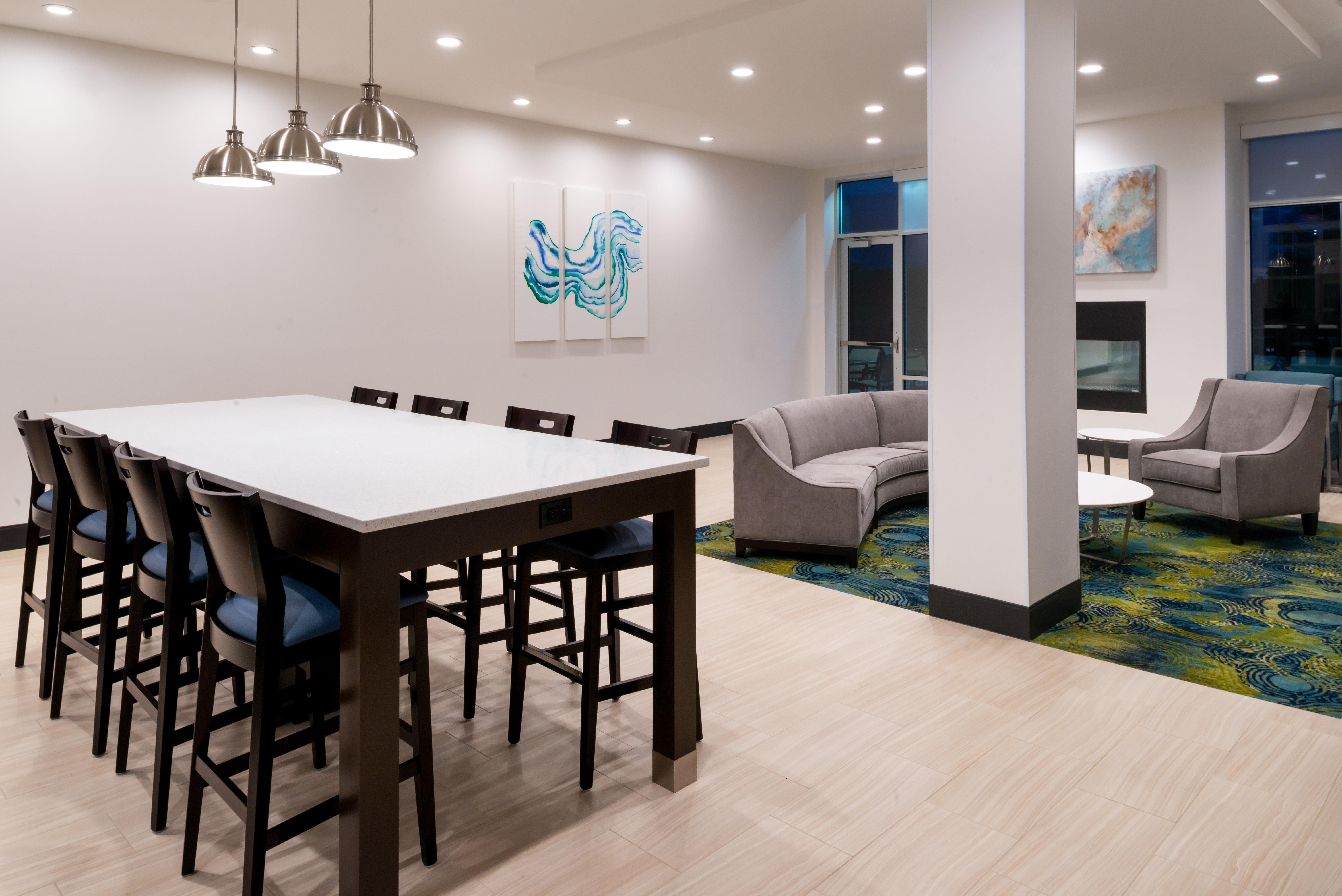 Holiday Inn & Suites - Farmington Hills - Detroit Nw By Ihg Екстериор снимка