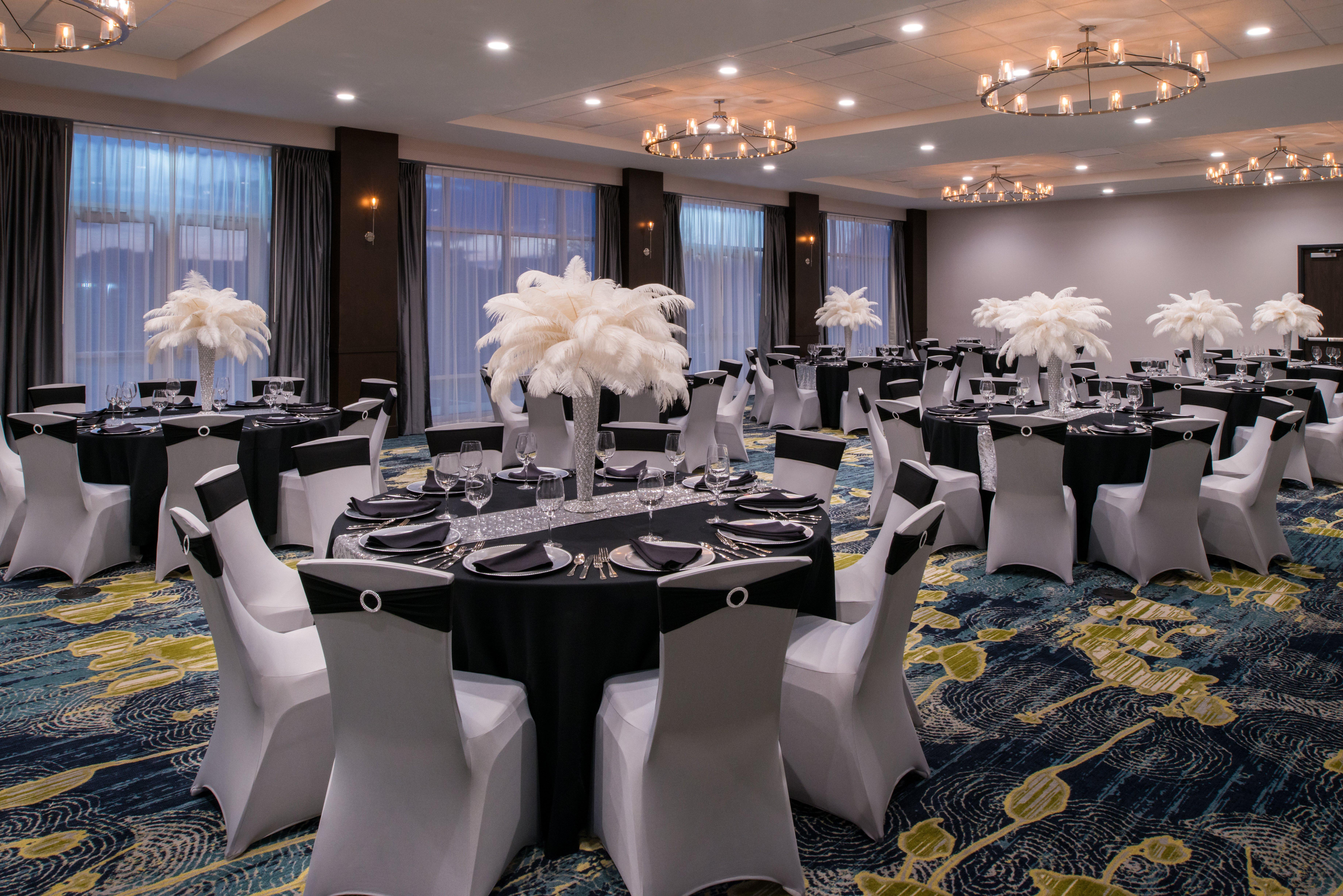 Holiday Inn & Suites - Farmington Hills - Detroit Nw By Ihg Екстериор снимка